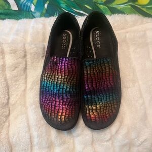 Klogs Moxy 9 Electric Gator Black Rainbow Colorful Workwear Nursing Medical Clog